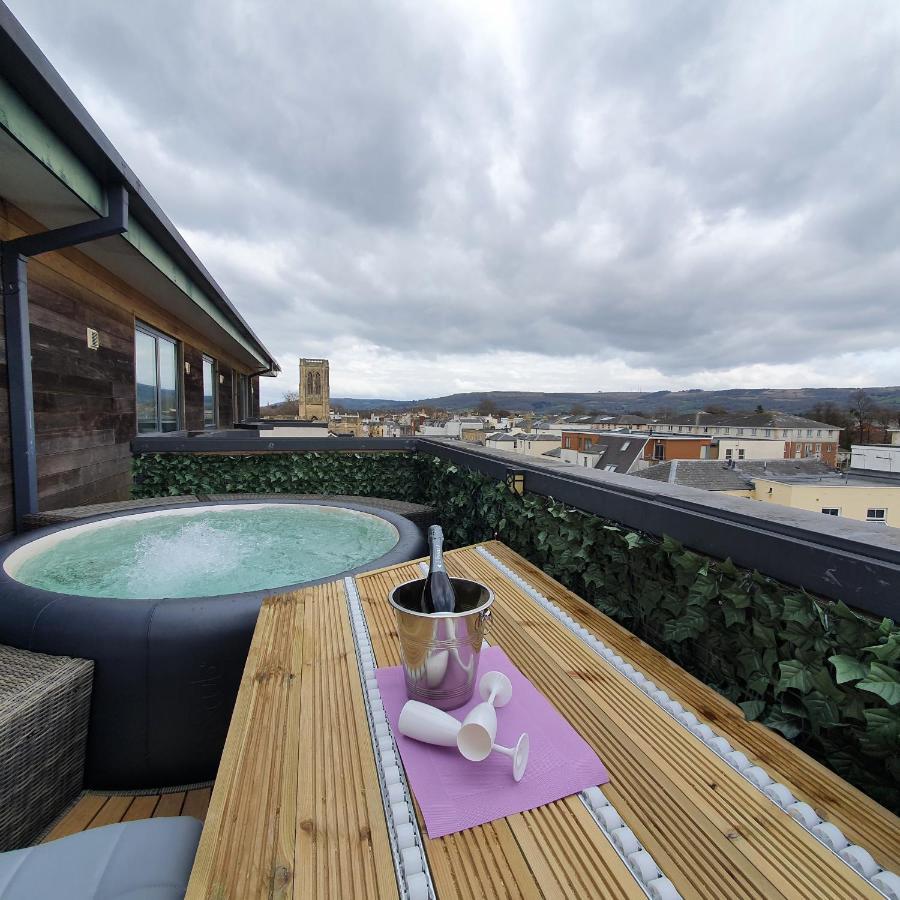 Central Penthouse With Hot Tub & Views 24 Cheltenham Zewnętrze zdjęcie