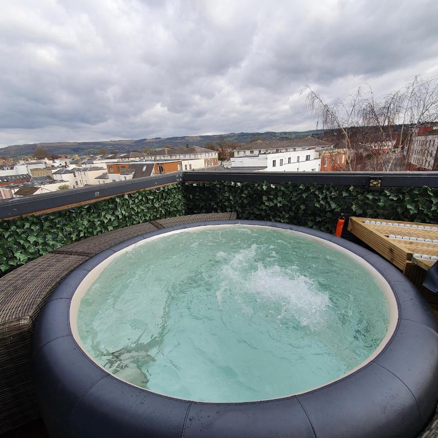Central Penthouse With Hot Tub & Views 24 Cheltenham Zewnętrze zdjęcie